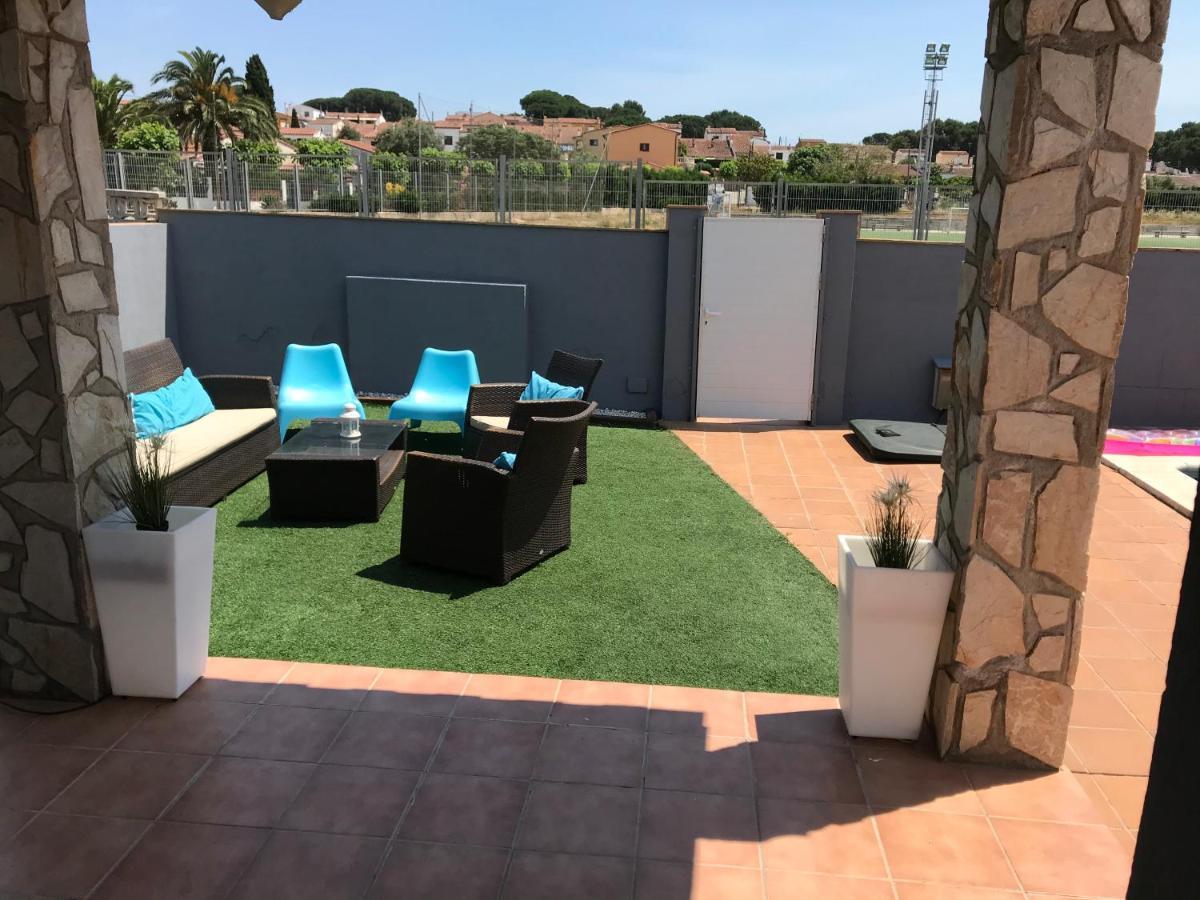 Вілла Casa En L Escala Con Piscina Y Wifi Free Л'Аскала Екстер'єр фото
