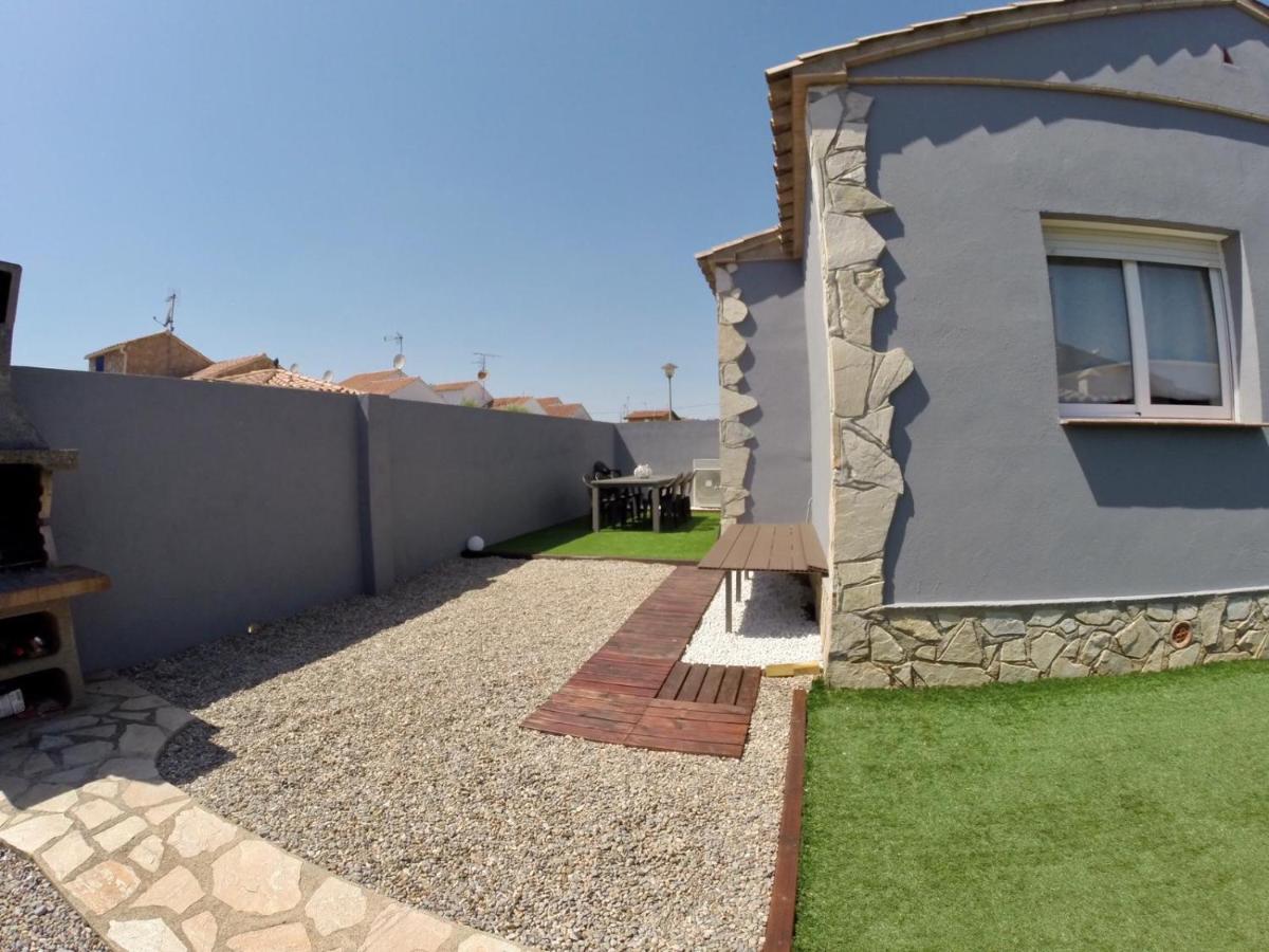 Вілла Casa En L Escala Con Piscina Y Wifi Free Л'Аскала Екстер'єр фото