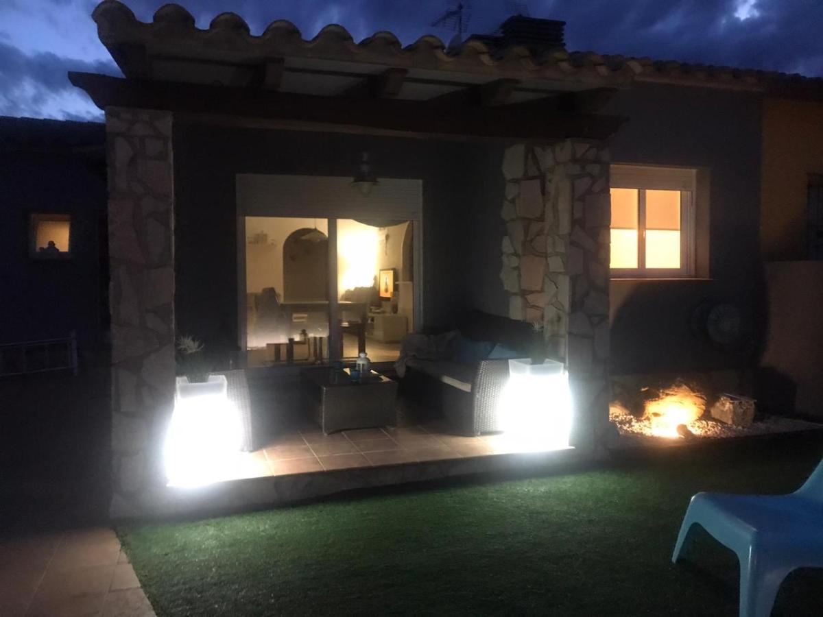 Вілла Casa En L Escala Con Piscina Y Wifi Free Л'Аскала Екстер'єр фото