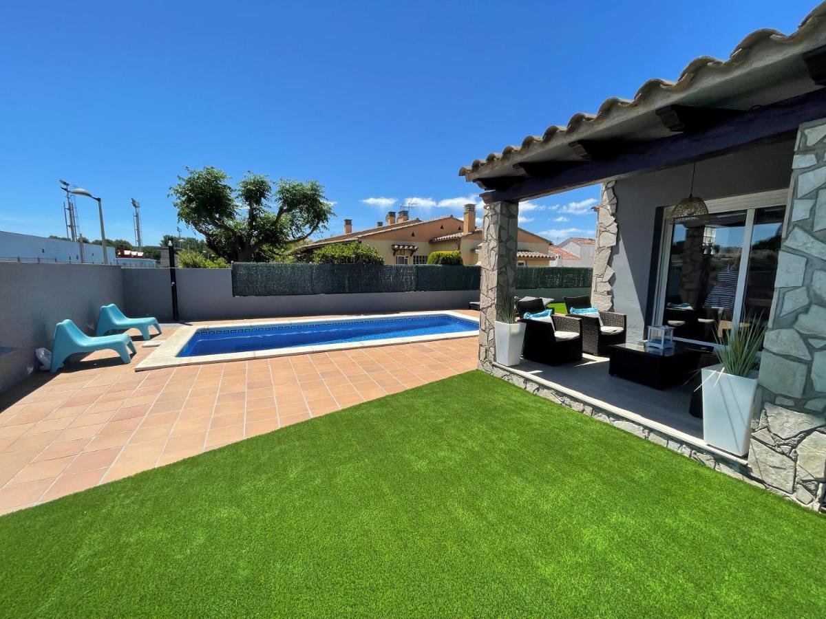 Вілла Casa En L Escala Con Piscina Y Wifi Free Л'Аскала Екстер'єр фото