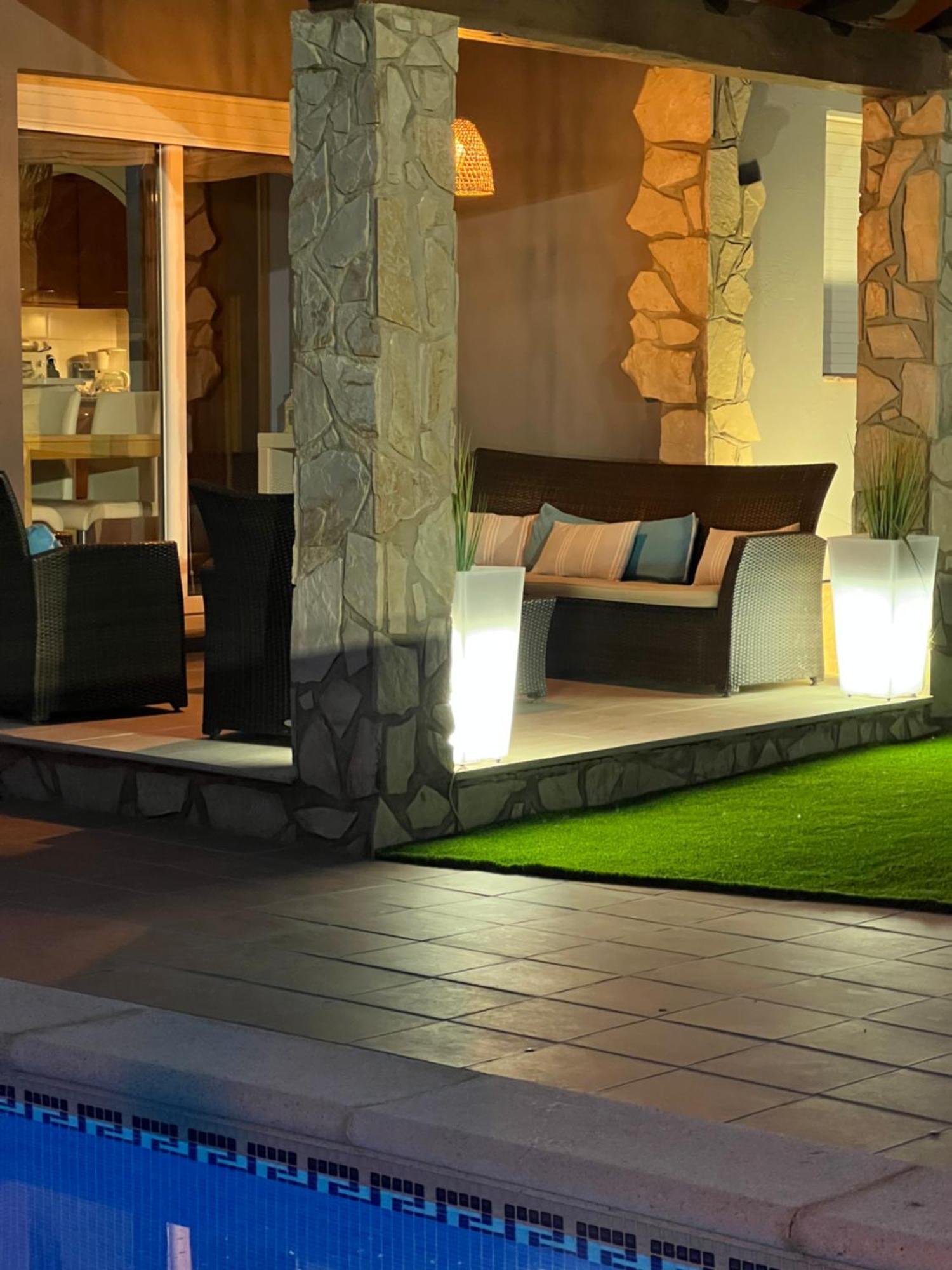 Вілла Casa En L Escala Con Piscina Y Wifi Free Л'Аскала Екстер'єр фото